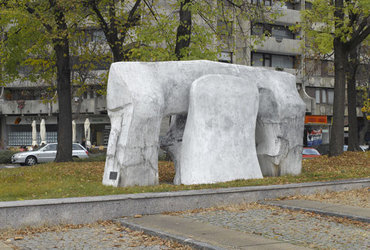 KJE, KDAJ IN KAKO UMETNOST V JAVNEM PROSTORU