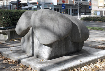 KJE, KDAJ IN KAKO UMETNOST V JAVNEM PROSTORU