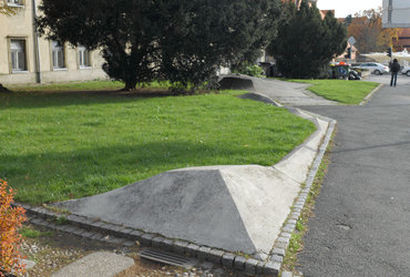 KJE, KDAJ IN KAKO UMETNOST V JAVNEM PROSTORU