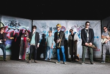 Plenty For Twenty (AUT)