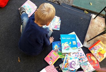 POSLUŠAMO ali V ŠKOLJKI JE SHRANJEN ZVOK MORJA