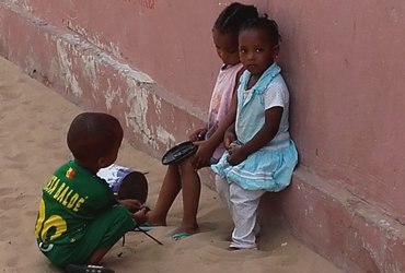 KAM Z MULCEM: Lina in Dragan Potočnik: PO MAVRIČNIH BREZPOTJIH BURKINE FASO