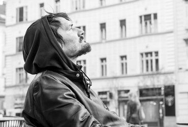 Dvesto korakov do oblakov