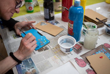 Leseni obešalniki za ključ s KreatorLab <em>Foto: Zavod Mars Maribor</em>