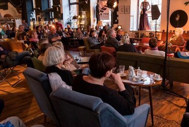 Svetlana Slapšak in Marta Verginella