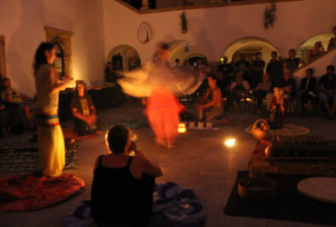 Edina prebivalka svojega plemena, poklon prednikom