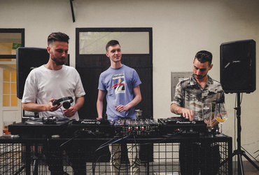 Ambientalna elektronika & disco