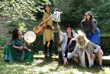 ČAROVNIŠKI BLUES: MAGIČNI UROKI