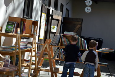 Dvanajst mesecev, grška ljudska