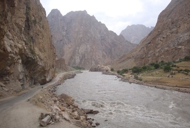 Simon Eržen: S kolesom po strehi sveta - Tadžikistan <em>Foto: Društvo Popotnikov Vagant</em>