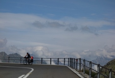 Urban Čepon: Švica - s kolesom