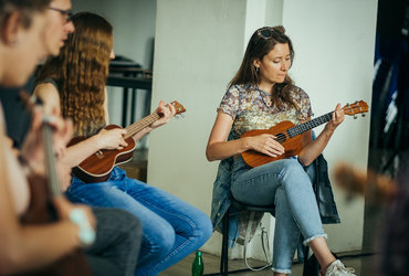 Božična ukulele delavnica