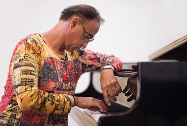 BACH / Dejan Pečenko 