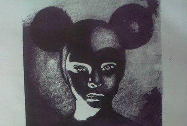 Enobarvni sitotisk na poletne torbe