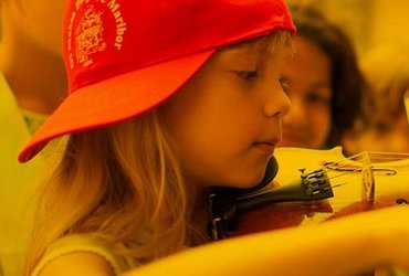 IMA ZAČETEK, KONCA NE