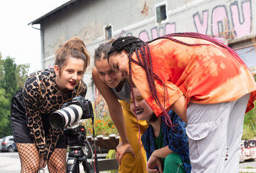 FILM FACTORY SE PREDSTAVLJA