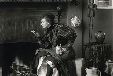 Pozicije moči v sodobnem gledališču