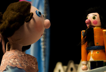 HRESTAČ IN MIŠJI KRALJ 