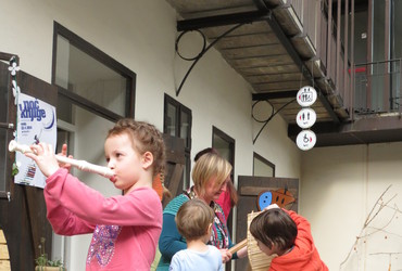 Čitalnica na dvorišču: Slovenski dnevi knjige v Mariboru