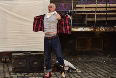 Jaap Slagman: BROºS (POKOPALIŠČE PRETEKLIH ŽIVLJENJ)