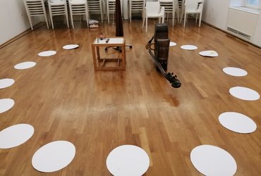 KAKO JE NASTAL SVET? 