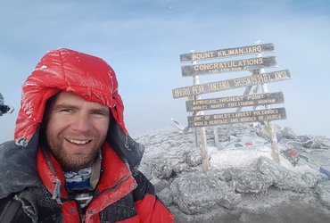 TREKING KILIMANJARO 5895 m – NA STREHO AFRIKE!