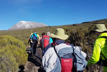 TREKING KILIMANJARO 5895 m – NA STREHO AFRIKE!