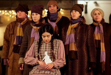 DEKLICA Z VŽIGALICAMI 