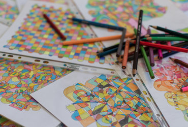 OTROŠKI SVET FRAKTALNE RISBE, 8+