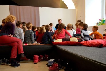 TIPAMO ali MEHEK, KOSMAT, TOPLO in HLAD