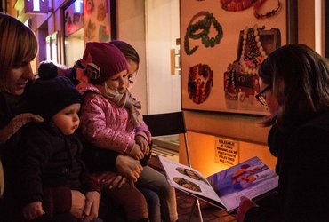 PRAVLJIČNE URICE V PIONIRSKI KNJIŽNICI ROTOVŽ