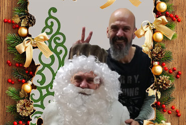 PRAZNIČNE PRAVLJICE 