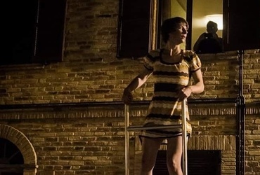 ANA MRZLA: POGUMNO NAPREJ