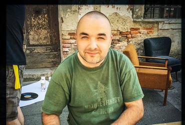 Sitotisk & sprejanje s šablonami <em>Foto: Društvo Hiša!</em>