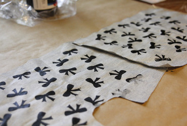 Sitotisk: Unikatni odtis za darila ali ovojni papir <em>Foto: Društvo Hiša!</em>