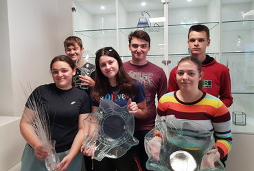 RAZSTAVA NAKITA DIJAKOV ŠOLSKEGA CENTRA ROGAŠKA SLATINA, STEKLO*