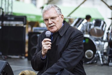 LITERARNA POSTAJA S SLAVKOM PREGLOM