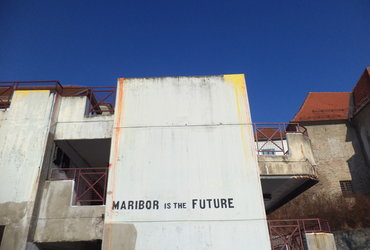 Simon Wehrli: DA IN DA – ZNOVA IN ZNOVA