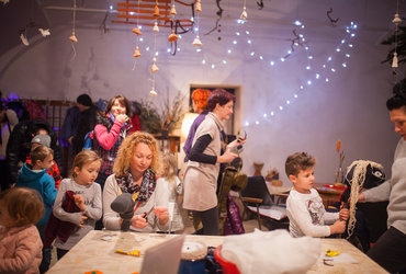 Vilinske ustvarjalnice: PA ZAVRTIMO KOLO 