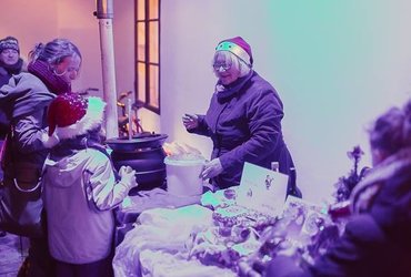 INNERVILOVO VILINSKO DVORIŠČE V PREDPRAZNIČNEM VZDUŠJU <em>Foto: Dejan Bulut</em>