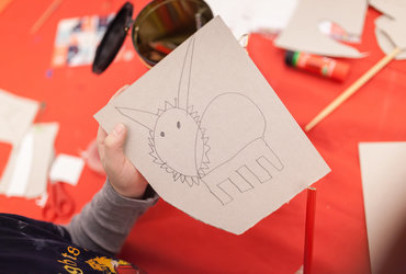 Vilinske ustvarjalnice: NAVDIHNJENI OD UMETNOSTI: VILINSKO KOLO, VOŠČILO IN RISALO