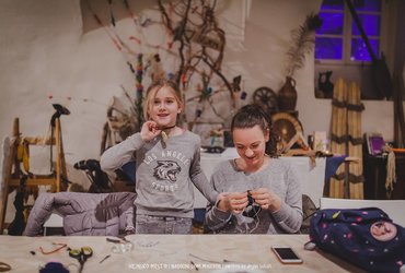 Vilinske ustvarjalnice: NAVDIHNJENI OD UMETNOSTI: VREČI PRESENEČENJ  <em>Foto: Dejan Bulut</em>