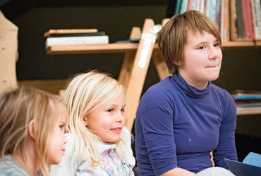 GLEDAMO ali »OKO NAJ BO VEDNO RADOVEDNO« 