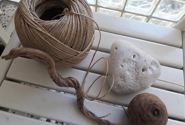 MARSOVO MALO GLEDALIŠČE: Vrvica, ki je rešila svet