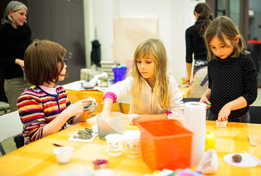 Sladke urice ustvarjanja v Vilinskem dvoru <em>Foto: Zavod Mars Maribor</em>