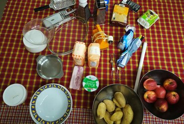 DOMAČI JABOLČNI CMOKI