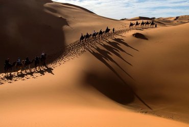 Zakladi Sahare z vsestransko umetnico Mejremo Reuter