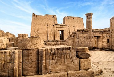 OD FARAONOV V SINAJSKO PRAVLJICO - EGIPT