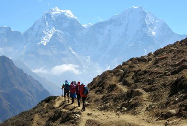 V OBJEMU OSEMTISOČAKOV HIMALAJE