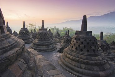 Vili Podgoršek: Preko Katarja v Indonezijo